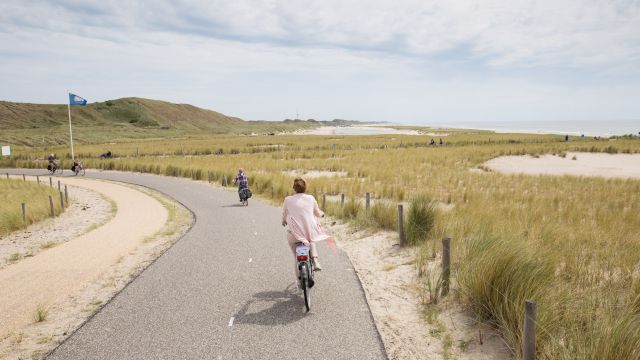 Boulevard Petten en Camperduin uitgevoerd